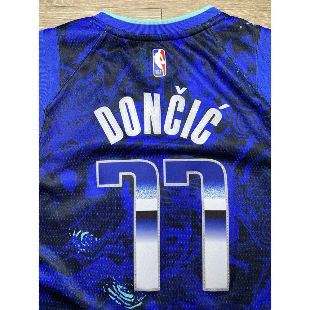Authentic Nike Dallas Mavericks Luka Doncic Select Series Jersey Kids Size‎ XL